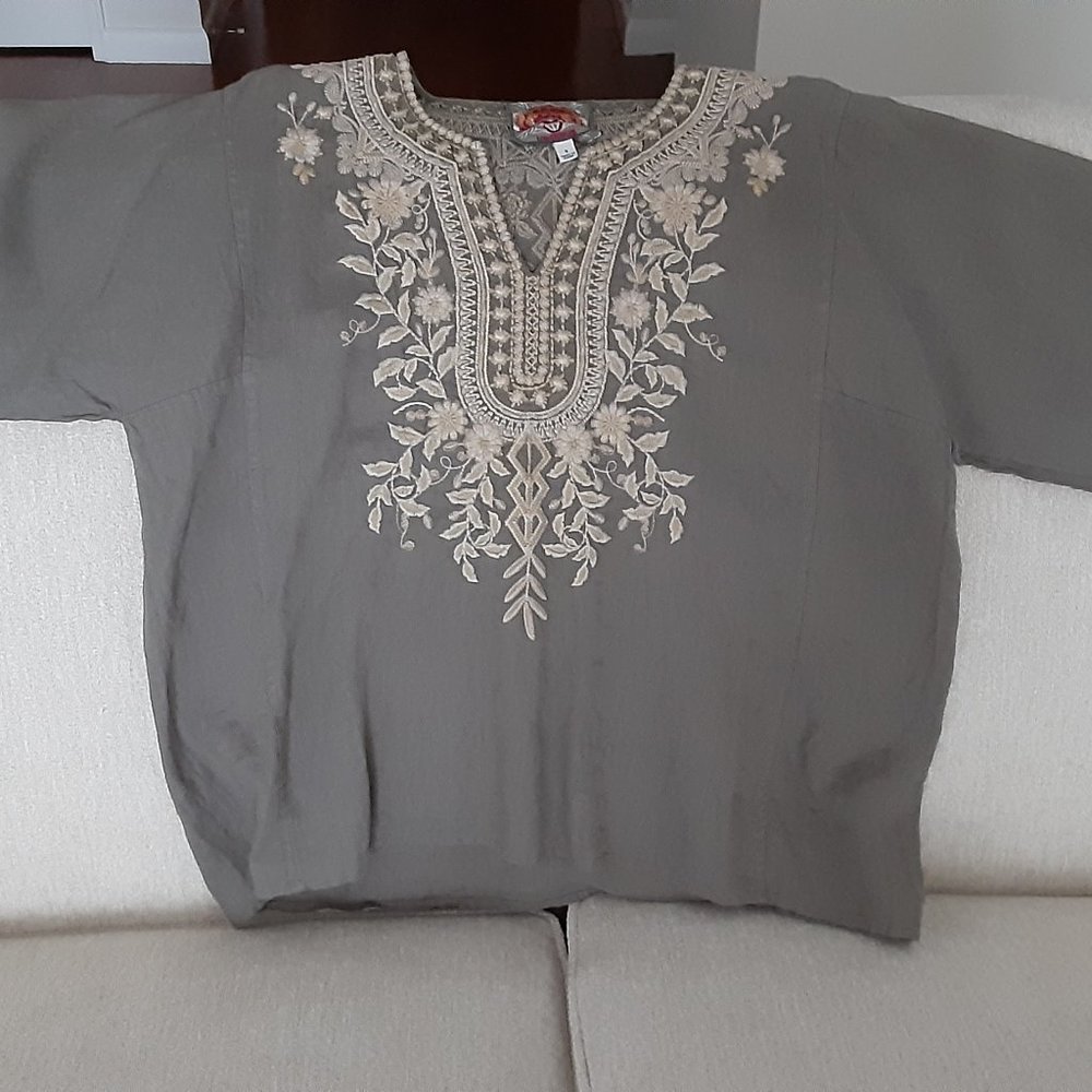JOHNNY WAS Linen Blouse Never Worn